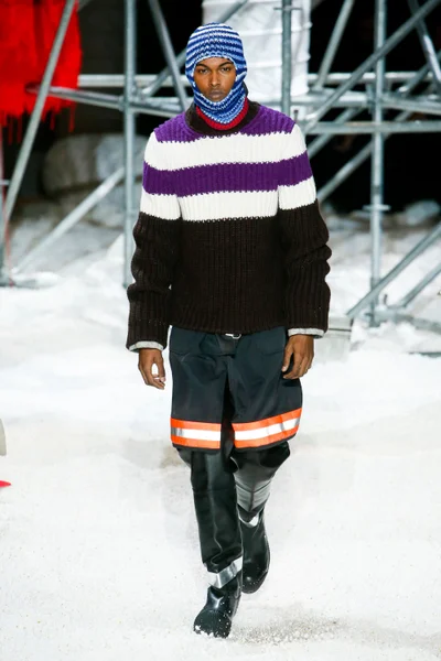 Look 62